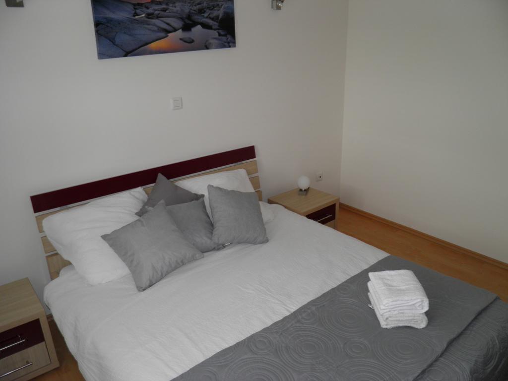Apartmani Galeb ビオグラード・ナ・モル エクステリア 写真