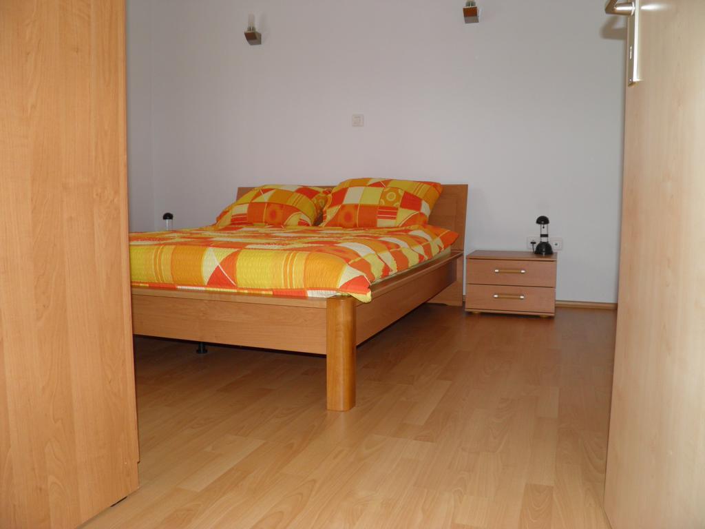 Apartmani Galeb ビオグラード・ナ・モル エクステリア 写真
