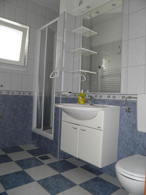 Apartmani Galeb ビオグラード・ナ・モル エクステリア 写真