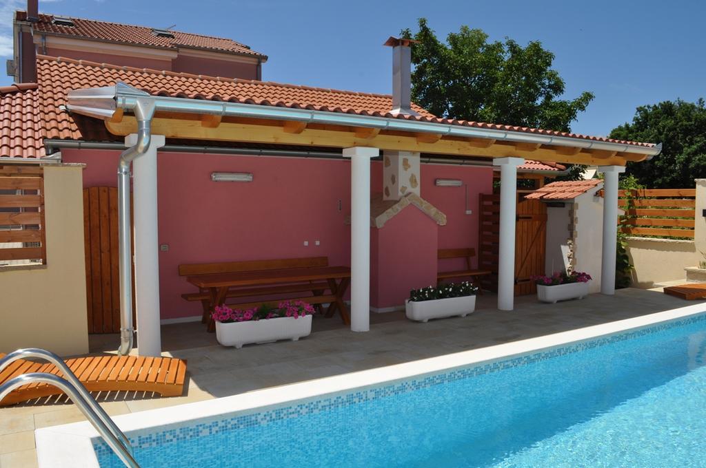 Apartmani Galeb ビオグラード・ナ・モル エクステリア 写真