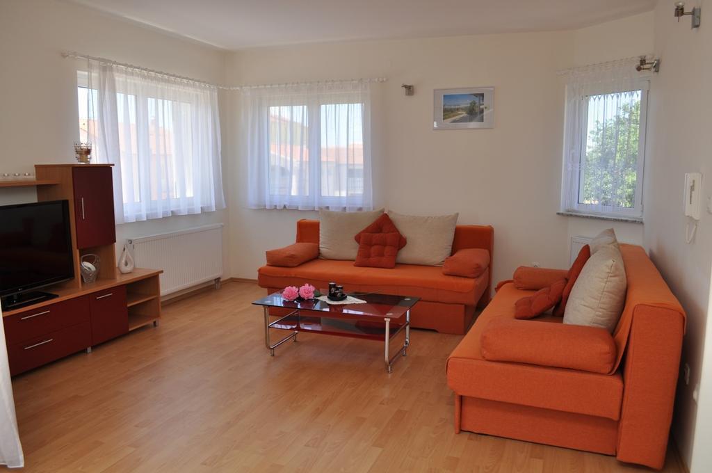 Apartmani Galeb ビオグラード・ナ・モル エクステリア 写真