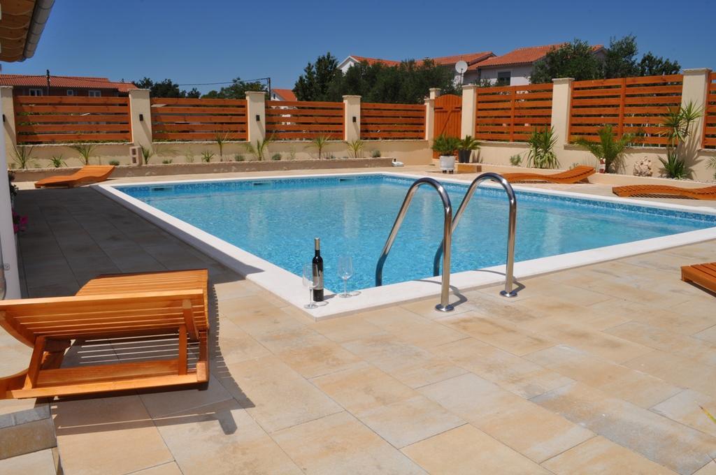 Apartmani Galeb ビオグラード・ナ・モル エクステリア 写真
